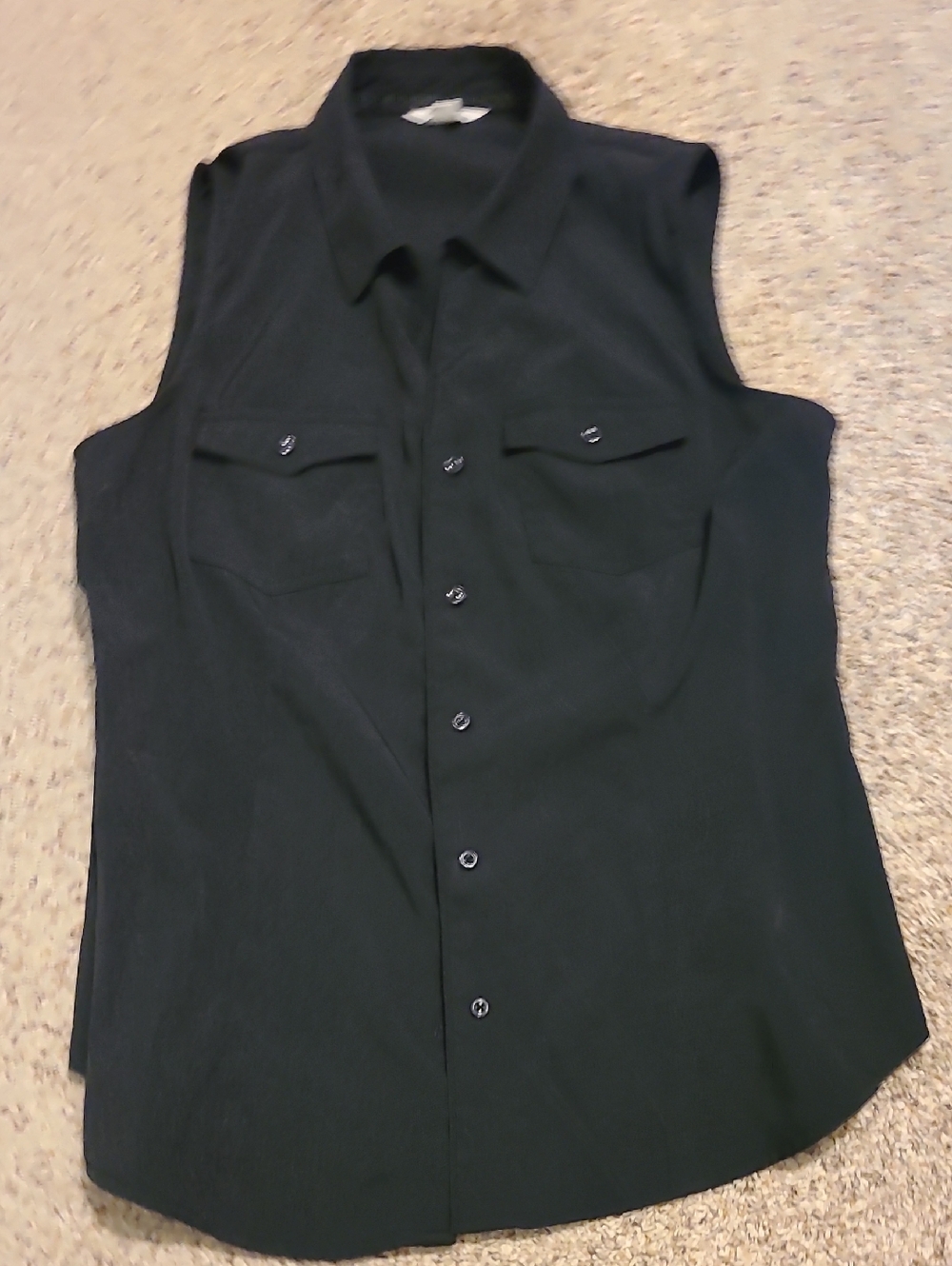 Cato Sleeveless Button-Front Blouse in Black